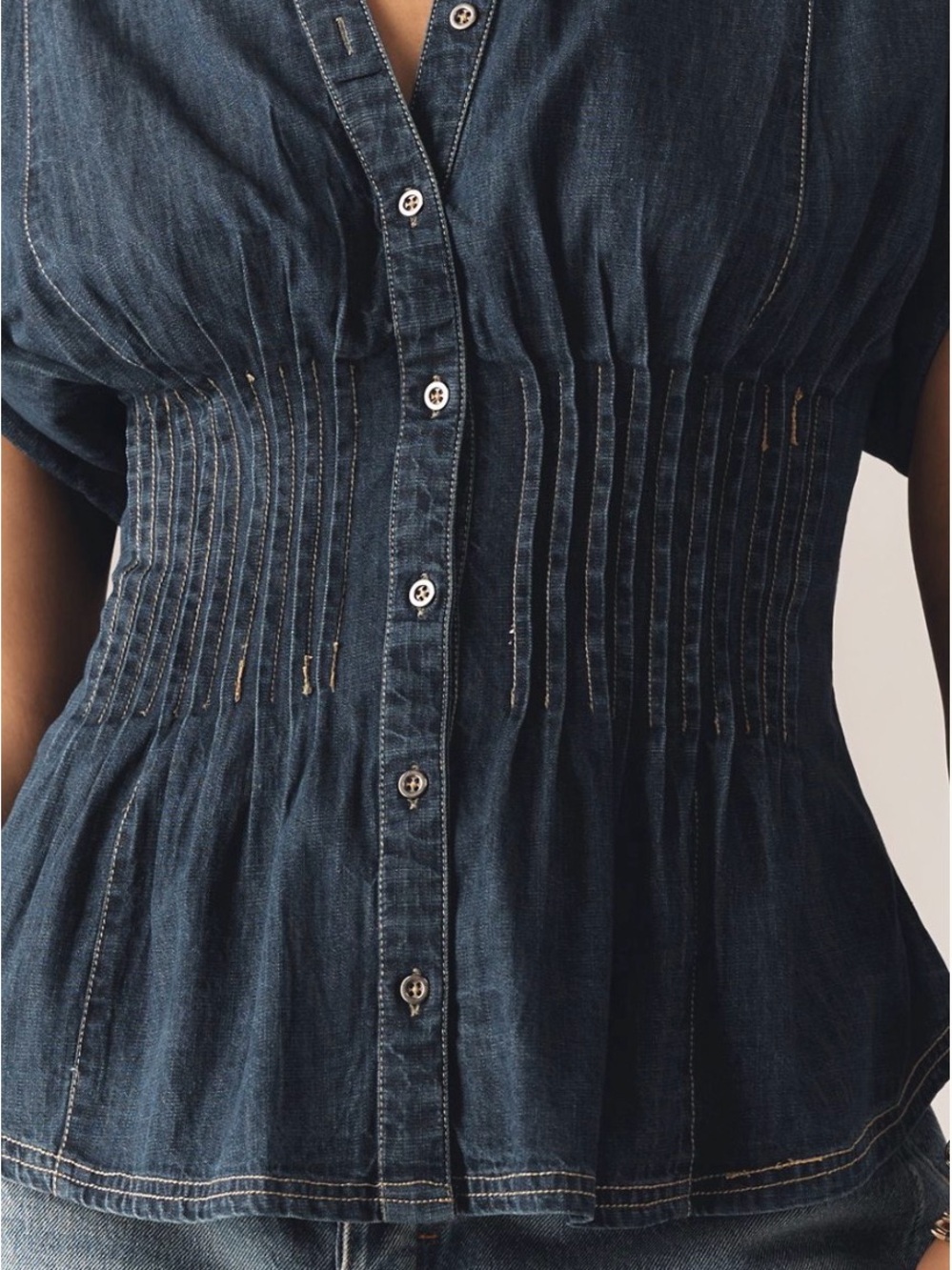 NWT Anthropologie Pilcro Linden Blue Denim Button-Front Pintuck Waist Blouse - Picture 8 of 9